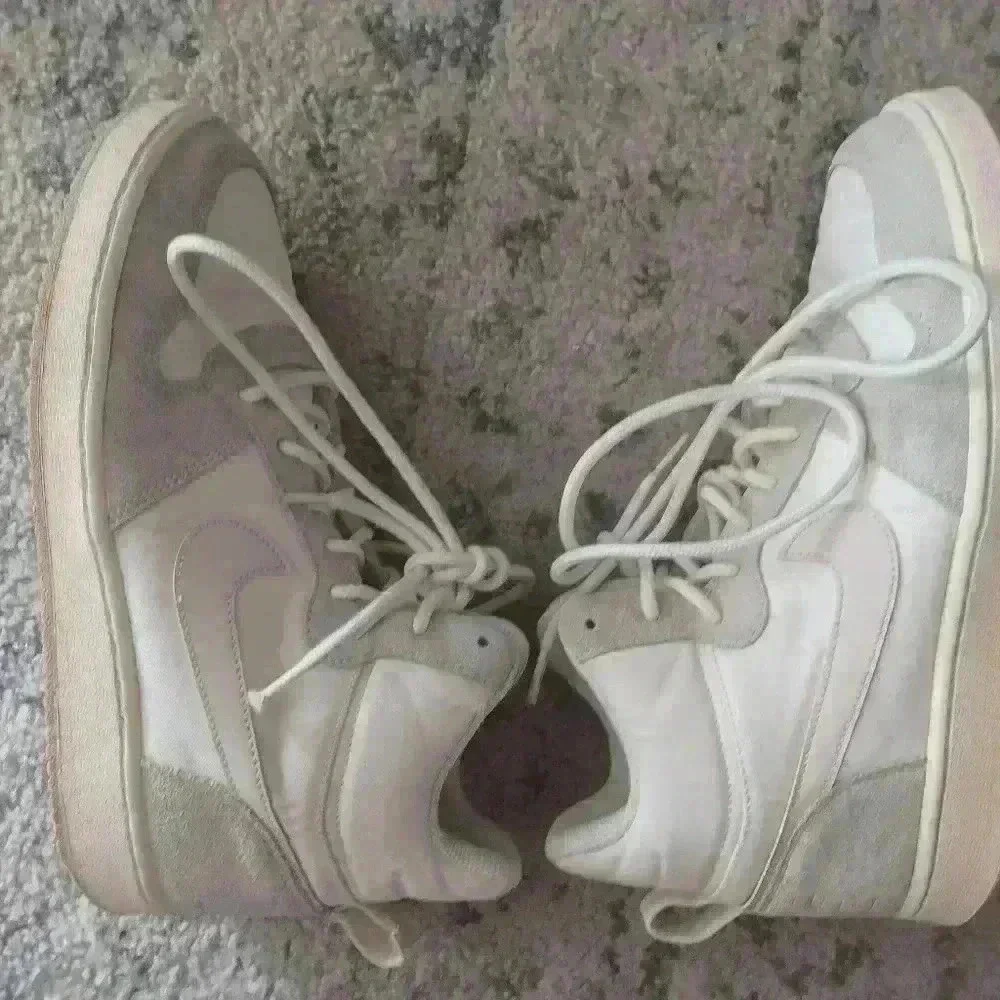 Nike Womens Court Borough Mid Premium Sail Light Orewood Brown 9.5